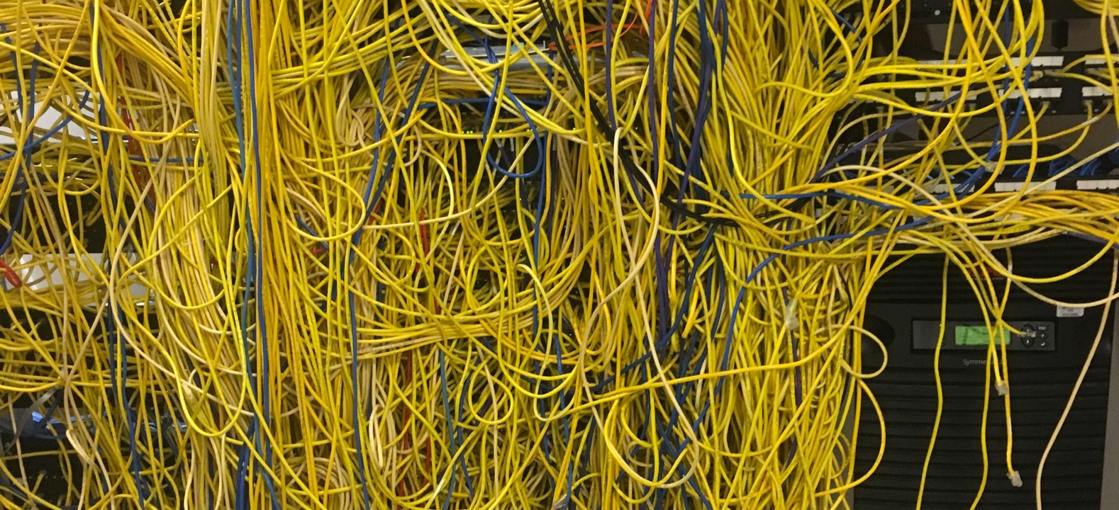 Unorganzied Cabling